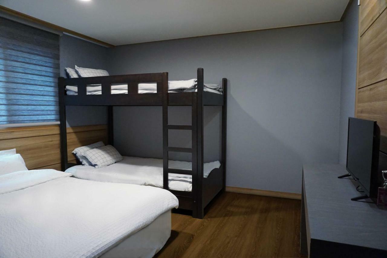J-Honor Guesthouse Seul Dış mekan fotoğraf