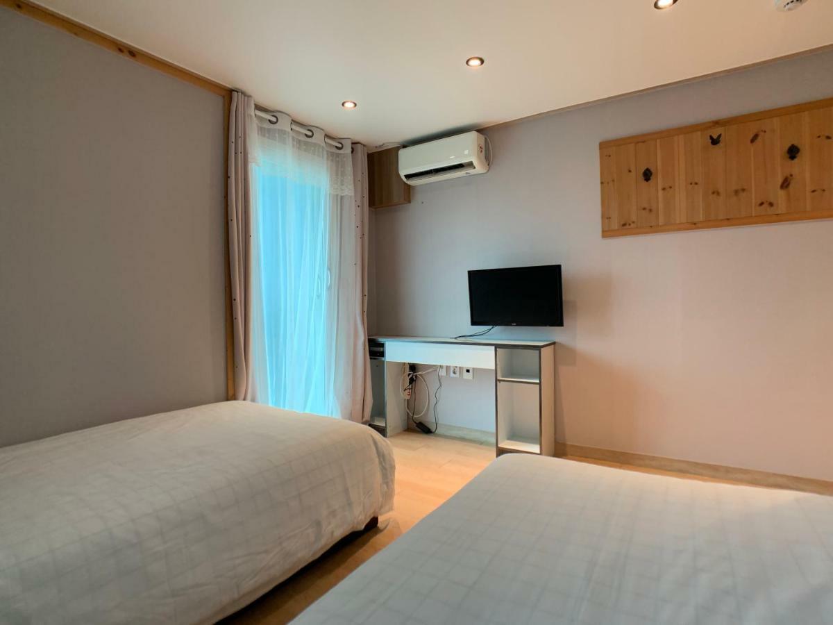J-Honor Guesthouse Seul Dış mekan fotoğraf