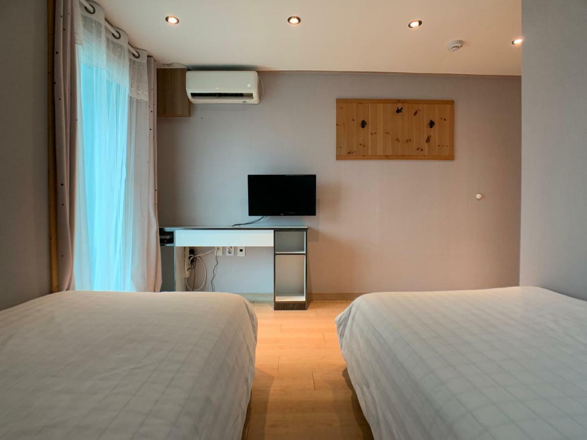 J-Honor Guesthouse Seul Dış mekan fotoğraf