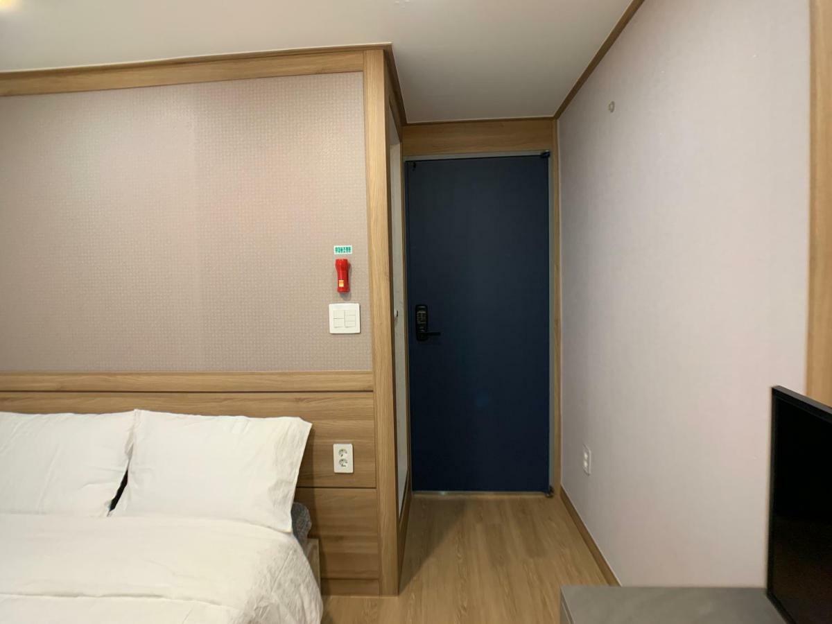 J-Honor Guesthouse Seul Dış mekan fotoğraf