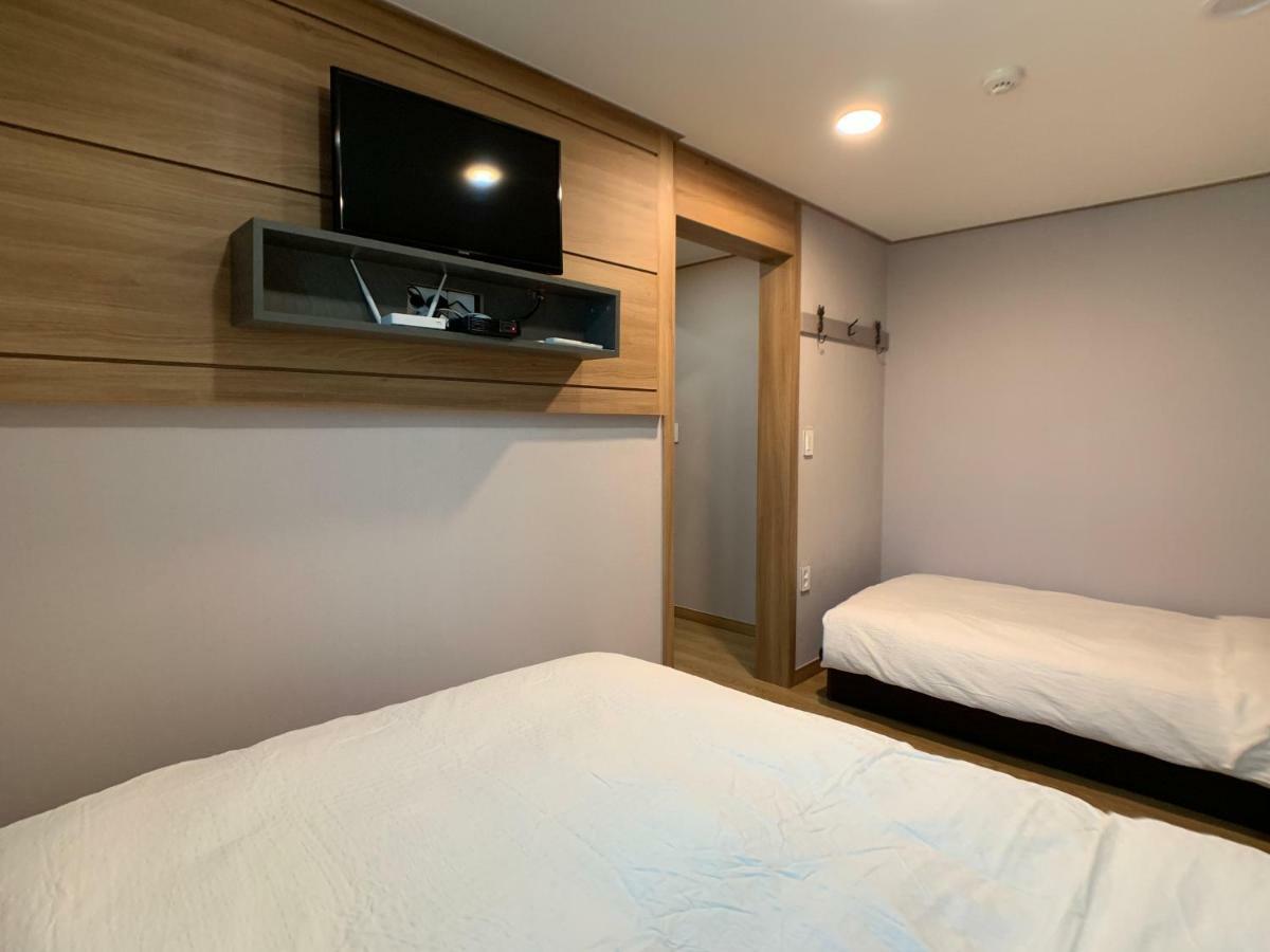 J-Honor Guesthouse Seul Dış mekan fotoğraf